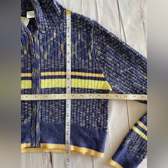 Urban Outfitters Cropped Hoodie Sweater Women’s M Striped Primrose Full Zip Up - Picture 14 of 16